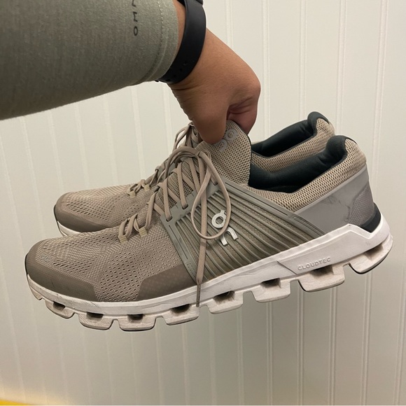 On Running Men’s Cloudswift Sneaker in Sand/Grey Sz 14 - Picture 3 of 8